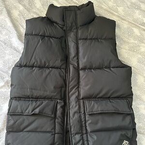 New puffer jacket cabin fever(Small). Pickup near main street subway station !